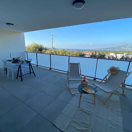 Exceptionnelle Vue Mer Calvi - Piscine - T2 Exterior photo