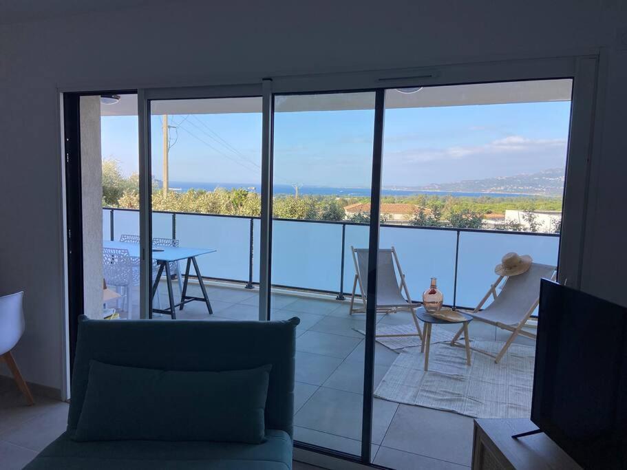 Exceptionnelle Vue Calvi - Piscine - T2 Appartement Calvi (Corsica)